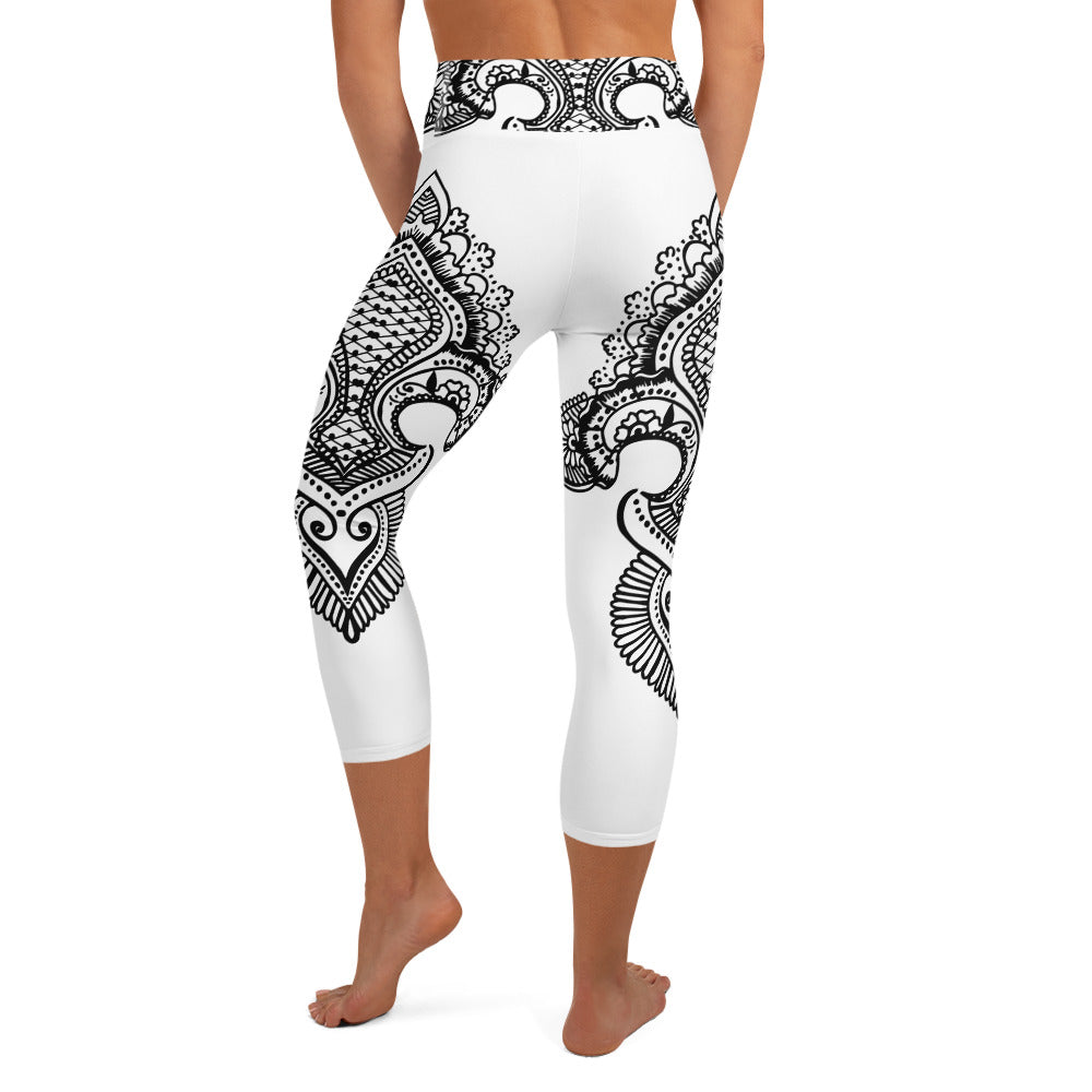 Fleur de lis print Yoga Capri Leggings