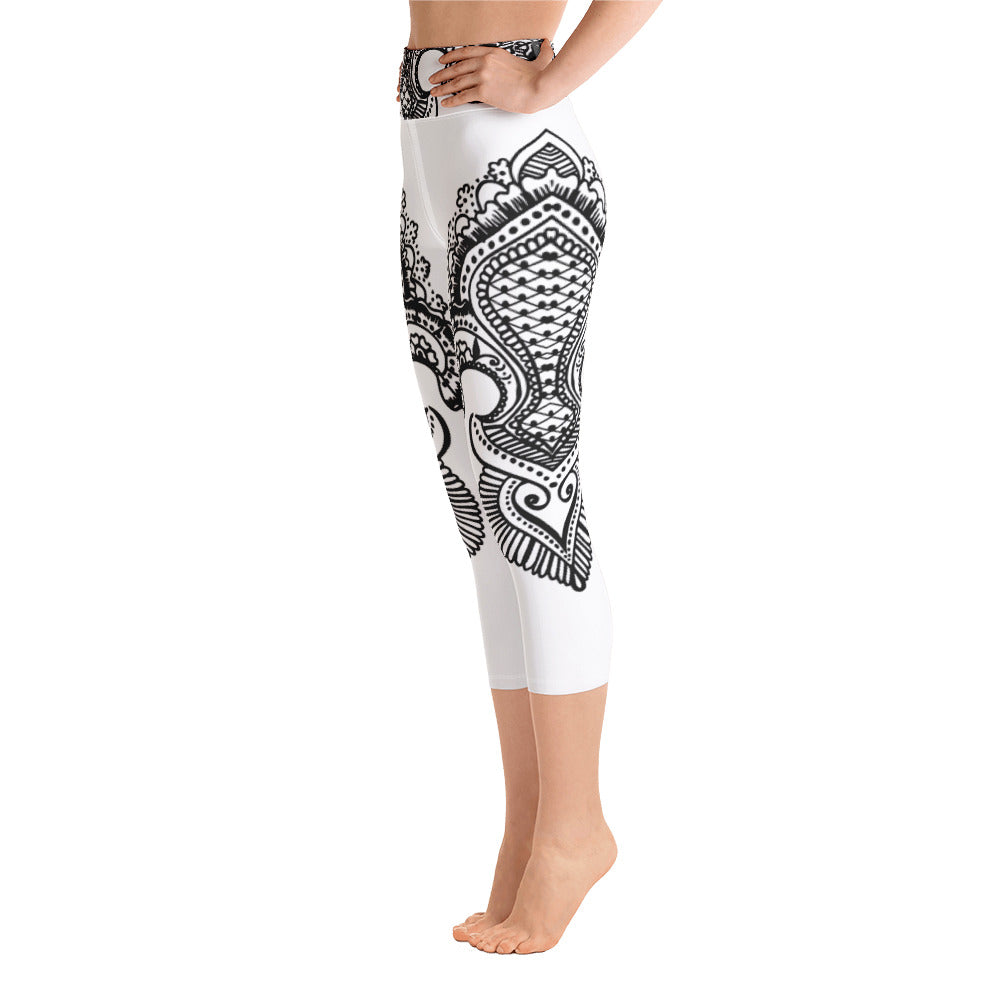 Fleur de lis print Yoga Capri Leggings