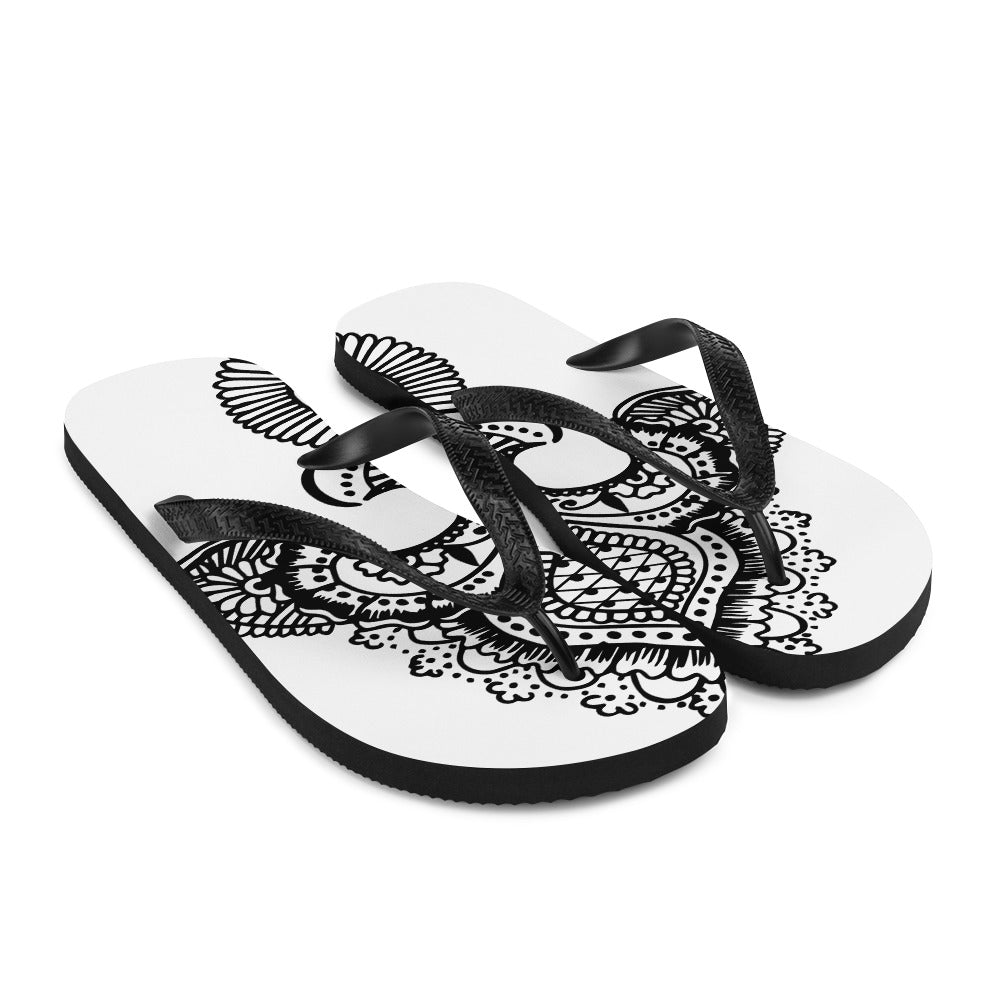 Fleur de lis print Flip-Flops